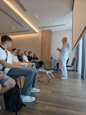 Інститут штучного інтелекту та робототехніки